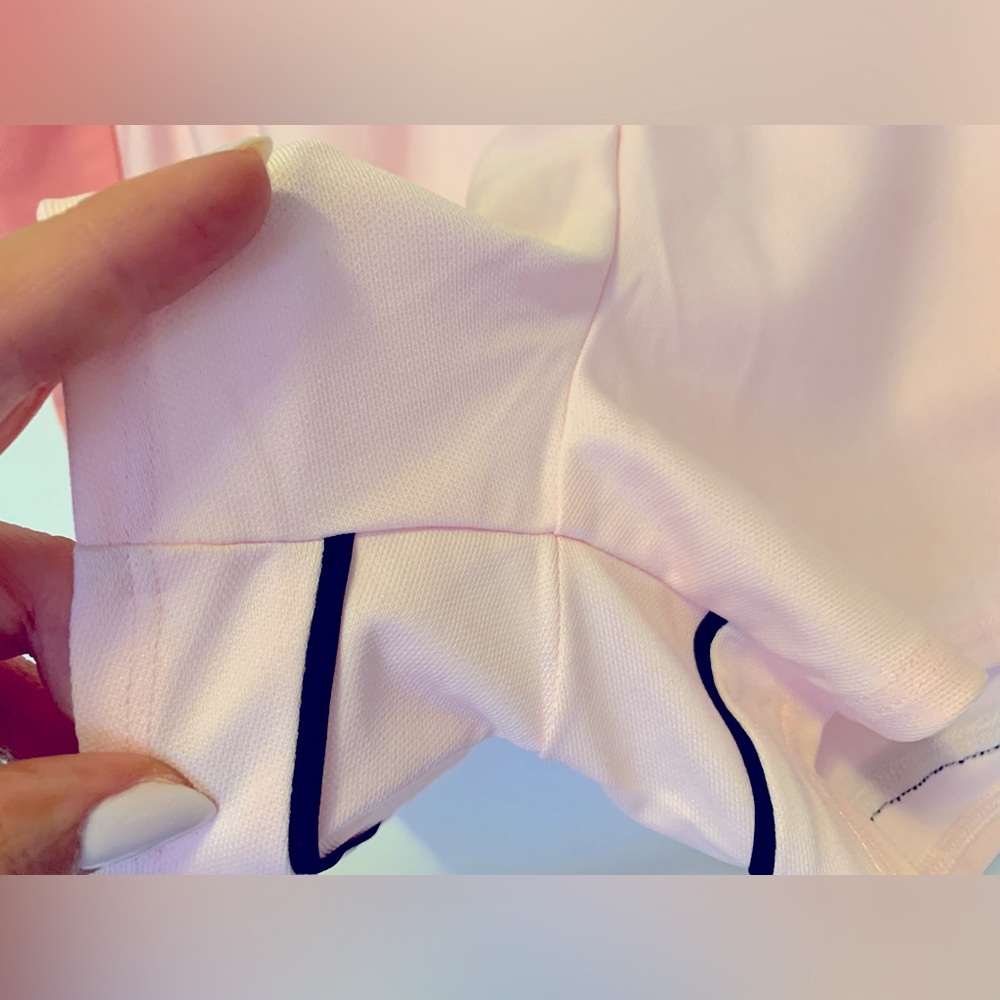 Under Armour Performance Shorts - Picture 5 of 8